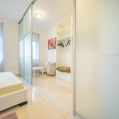 Kantrida-1 By Interhome Rijeka