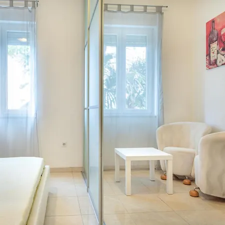 Kantrida-1 By Interhome Rijeka